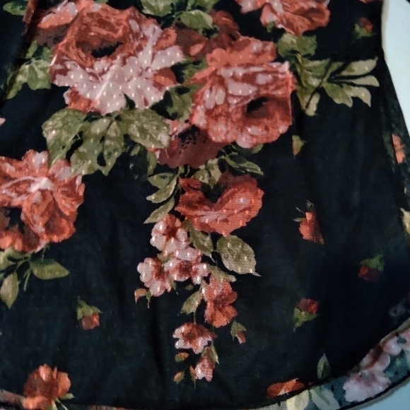 ASHLEY blue Ladies  top. Size small. Lacey material over polyester. - Picture 2 of 5